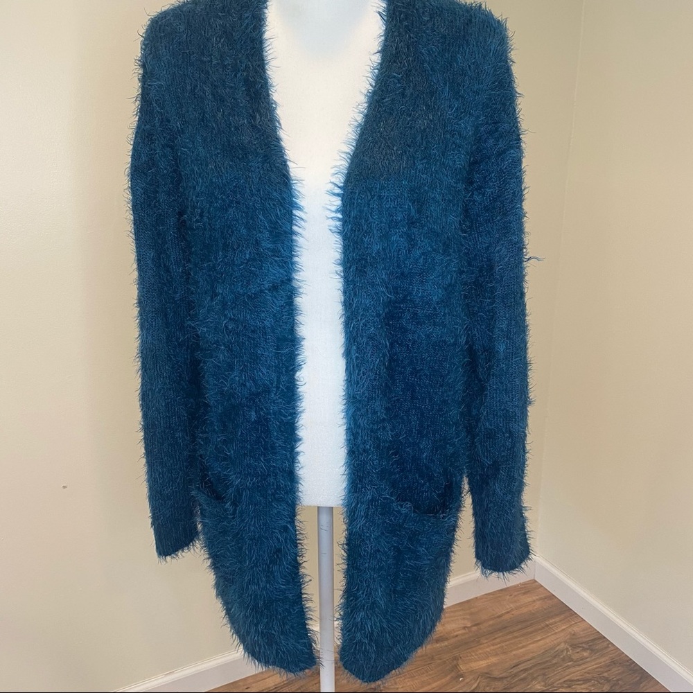 Chelsea & Theodore Medium Greenish Blue Cardigan